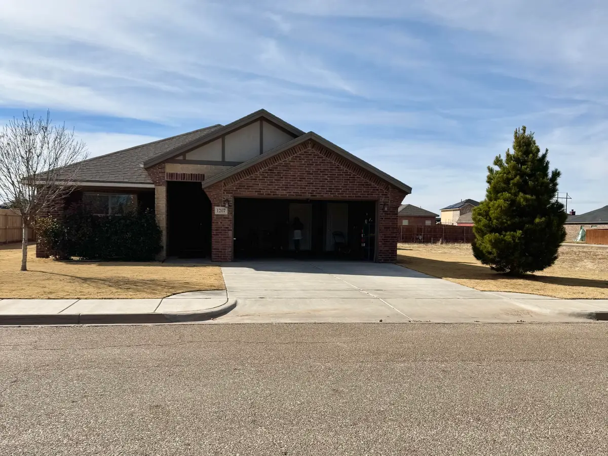 1207 N Vale Avenue, Lubbock, TX 79416 - #1