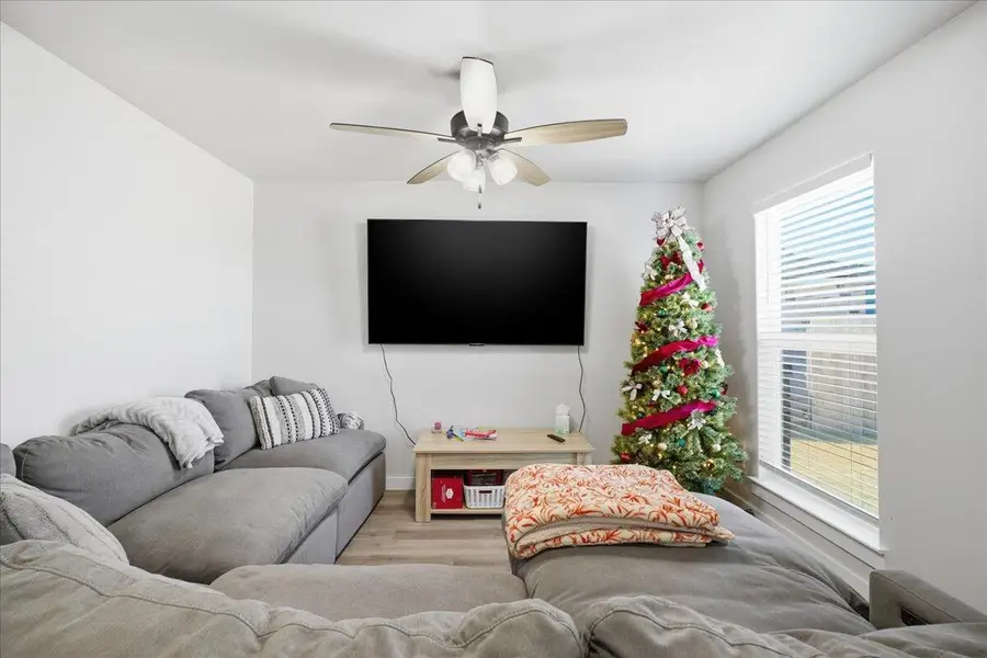 1209 E 21st Street, Wolfforth, TX 79382 - #3