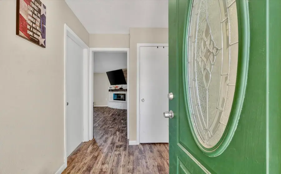 8806 Elkridge Avenue, Lubbock, TX 79423 - #3