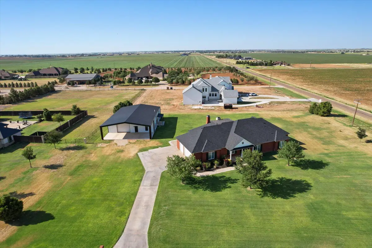 7906 County Rd 6220, Shallowater, TX 79363 - #1