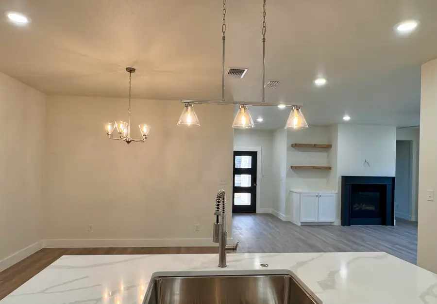 3819 58th Street, Lubbock, TX 79413 - #3