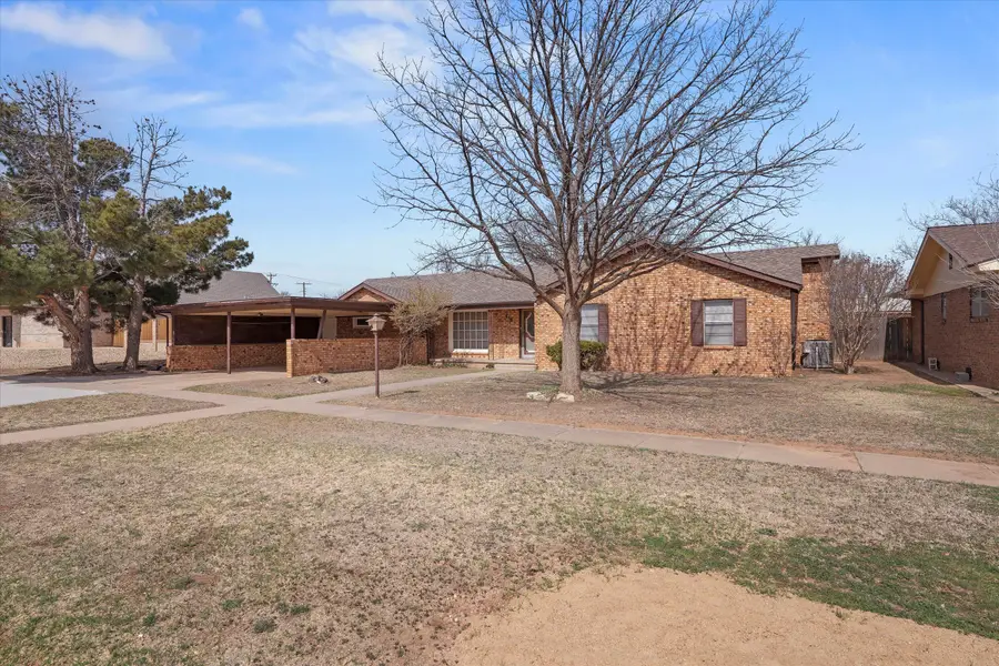 908 W Main Street, Post, TX 79356 - #3
