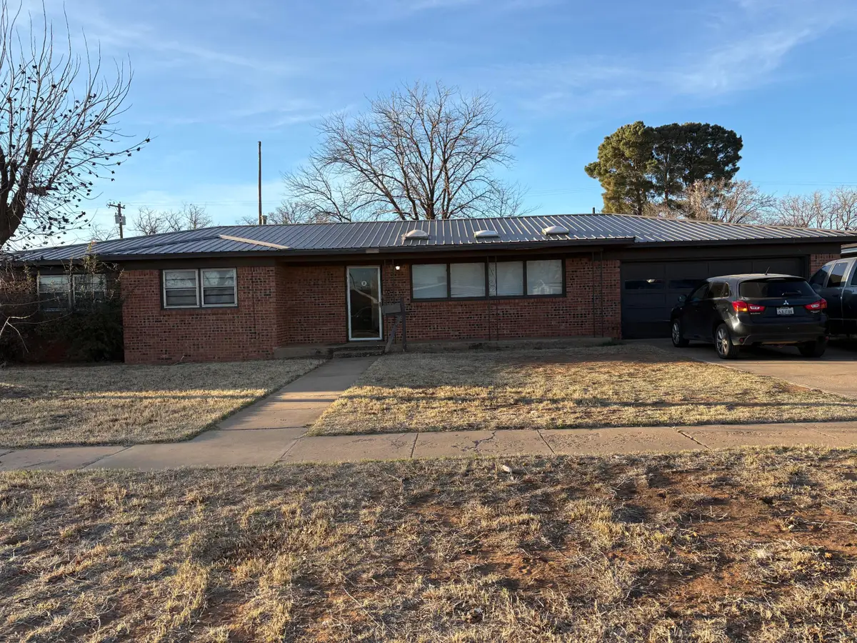1214 E Broadway Street, Brownfield, TX 79316 - #1