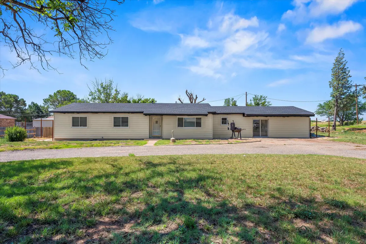 102 3rd Street, Plains, TX 79355 - #1