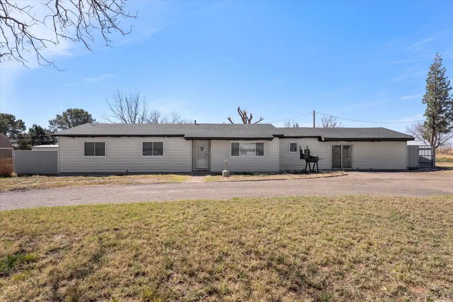 102 3rd Street, Plains, TX 79355 - #2