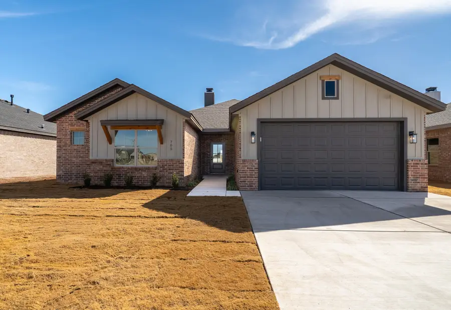 705 E 14th Street, Wolfforth, TX 79382 - #2