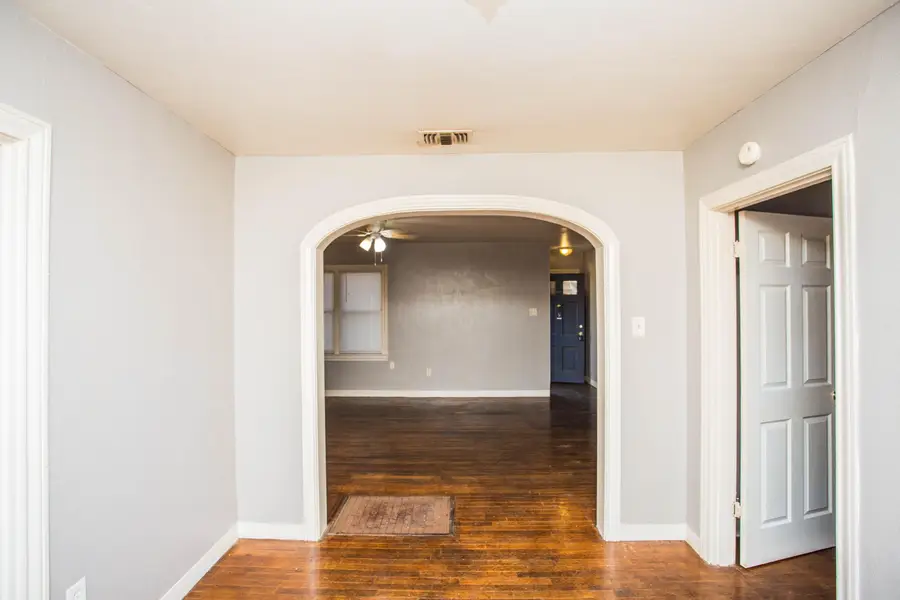 2117 30th Street, Lubbock, TX 79411 - #2