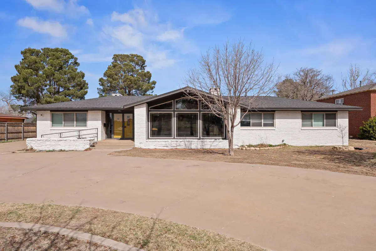 507 Clubview Drive, Levelland, TX 79336 - #1