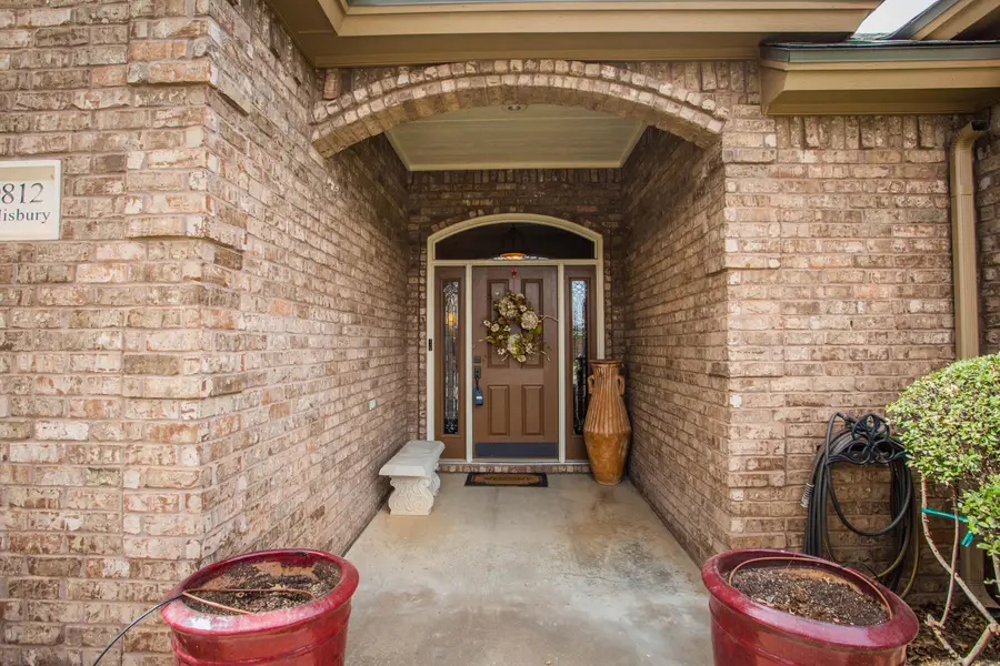 9812 Salisbury Avenue, Lubbock, TX 79424 - #2