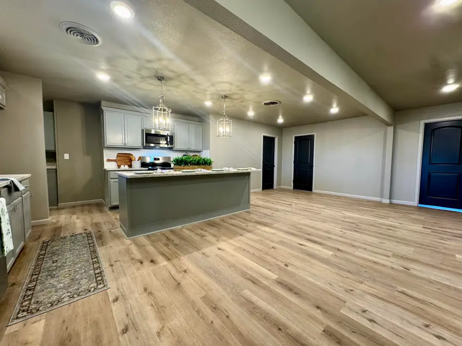 106 N 22nd Place, Lamesa, TX 79331 - #3