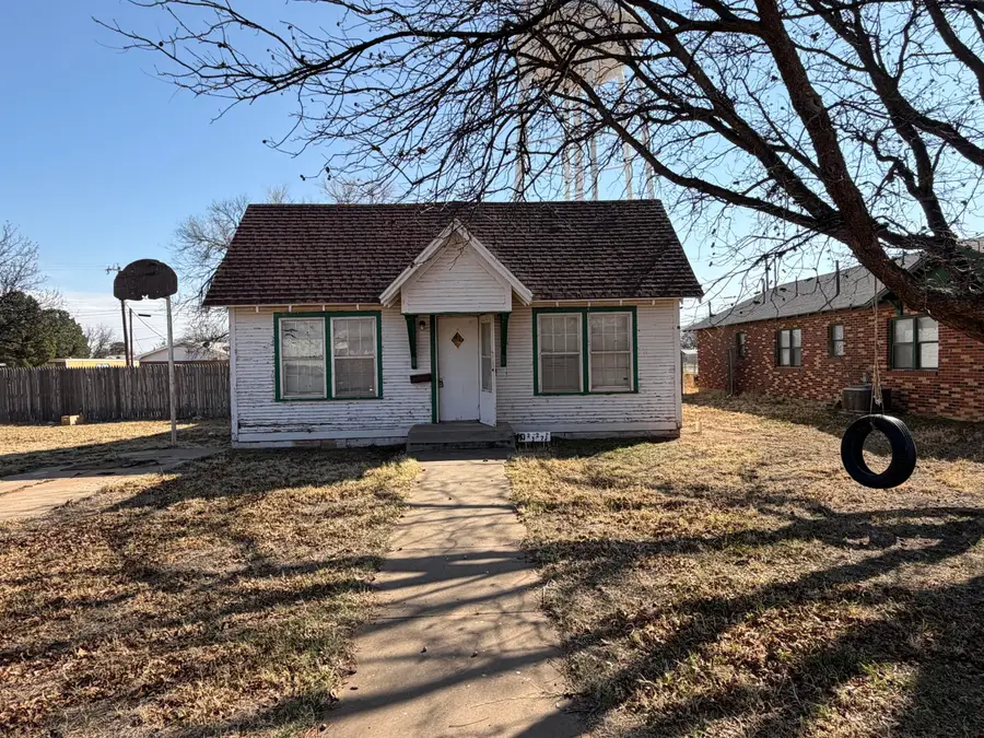 2312 N 1st Street, Tahoka, TX 79373 - #3