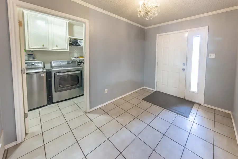 6307 8th Street, Lubbock, TX 79416 - #2