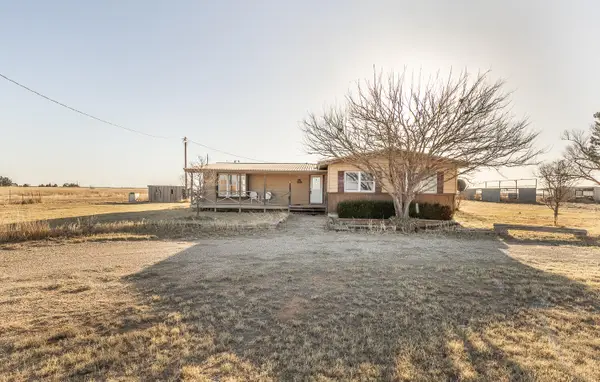 1822  State Road 2130, Smyer, TX 79367
