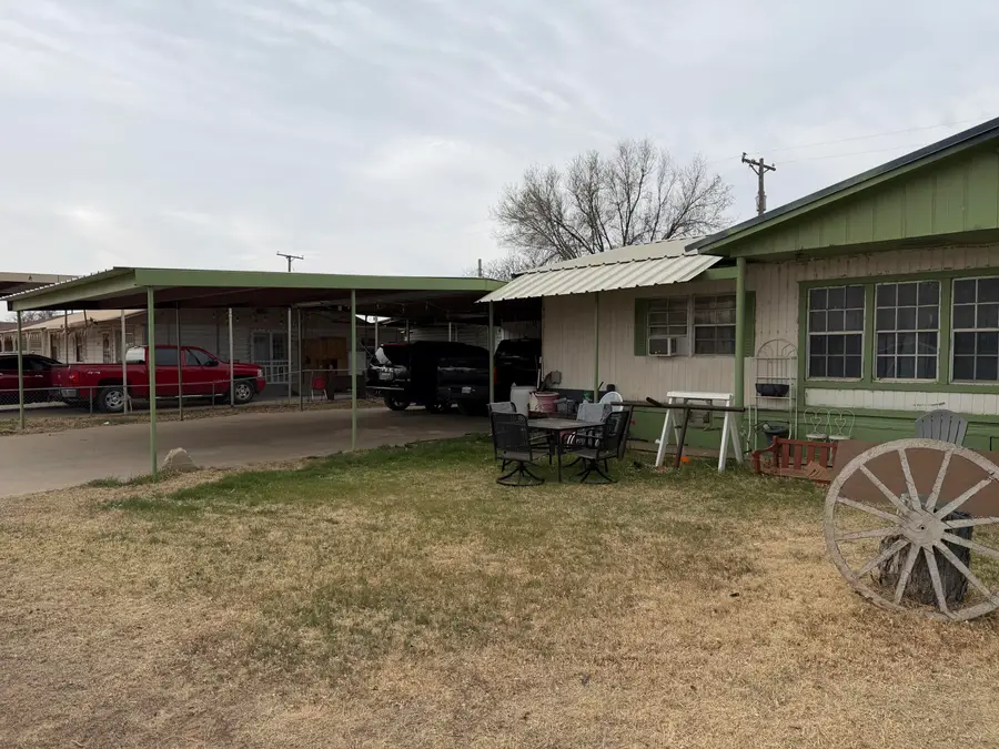 609 NW 6th Street, Dimmitt, TX 79027 - #2