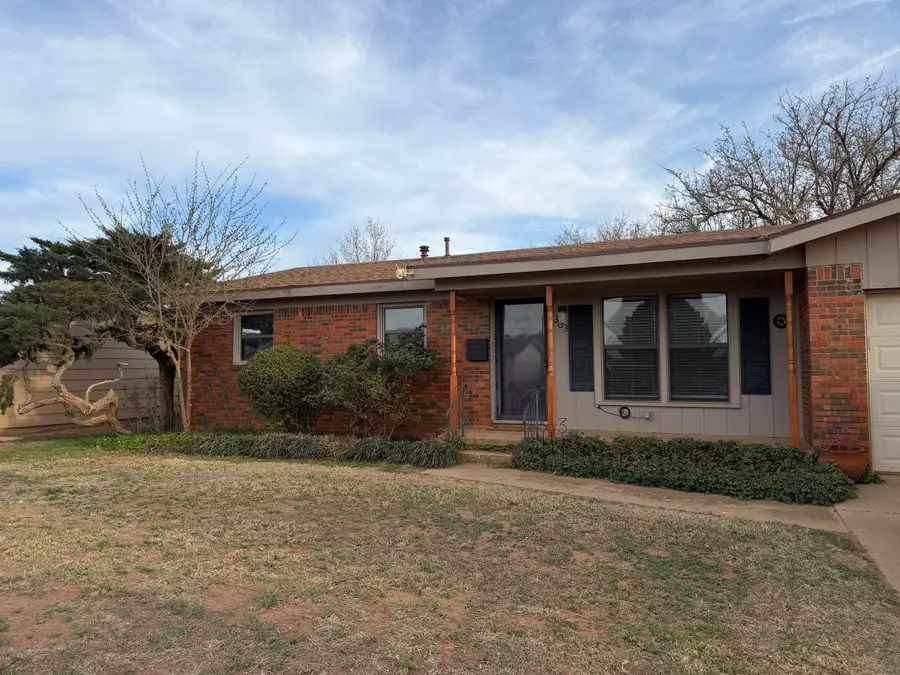 303 N 21st Place, Lamesa, TX 79331 - #3