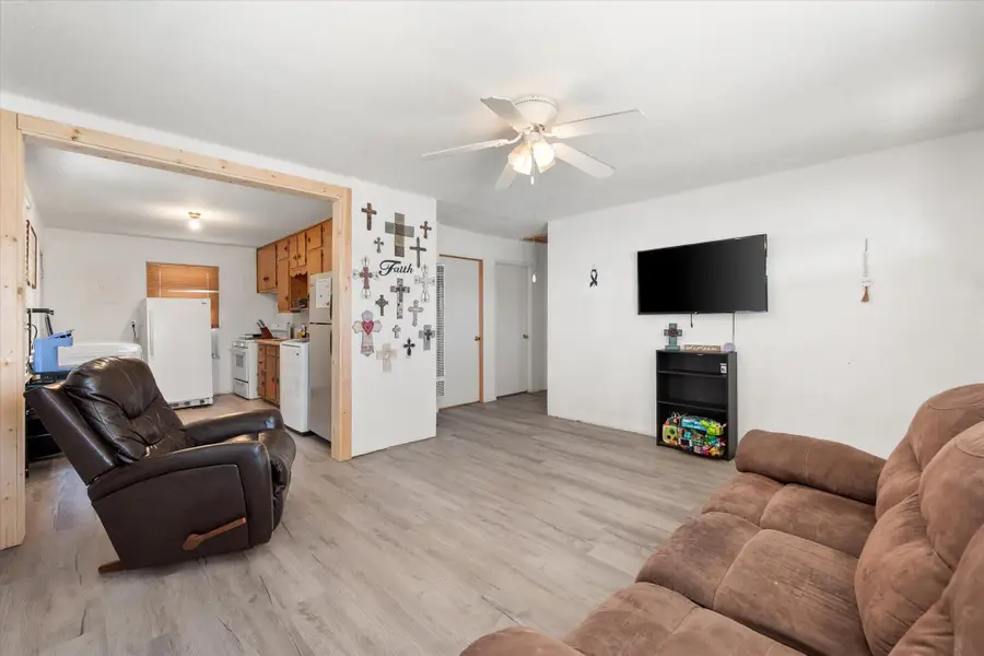 513 E Magnolia Avenue, Brownfield, TX 79316 - #3