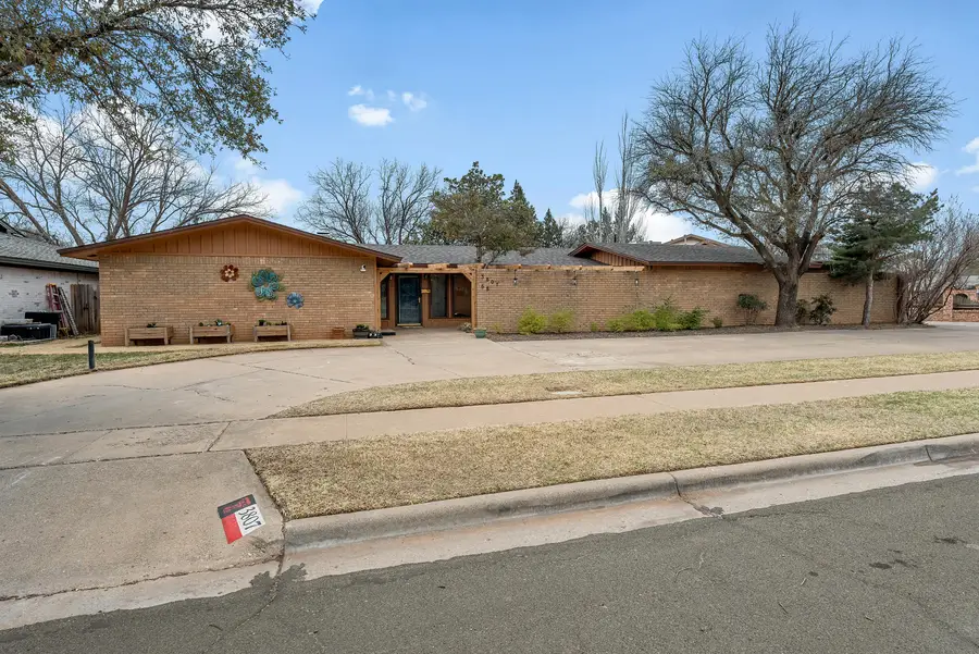3807 68th Street, Lubbock, TX 79413 - #2