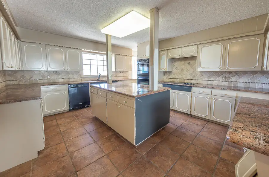 5206 70th Street, Lubbock, TX 79424 - #3