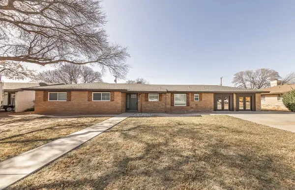 1304 8th Street, Shallowater, TX 79363