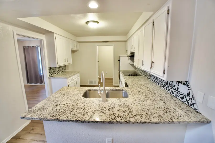 8001 Vinton Avenue, Lubbock, TX 79424 - #3