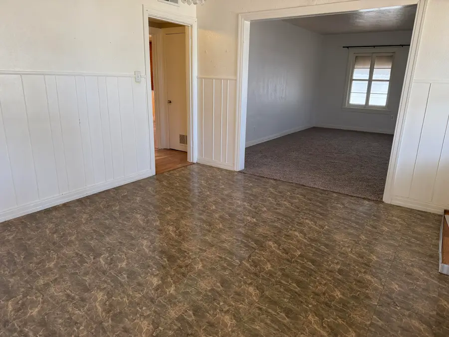 1613 N 3rd Street, Tahoka, TX 79373 - #2