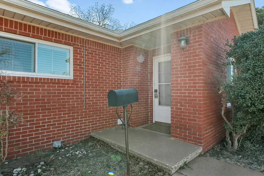 4831 10th Street, Lubbock, TX 79416 - #2