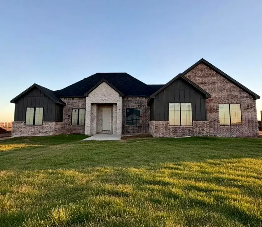 1154 E Hayes Street, New Home, TX 79383 - #1