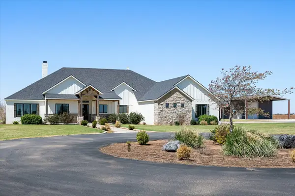 7707 N County Road 3240, Idalou, TX 79329