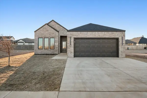 1415 Farmhouse Avenue, Wolfforth, TX 79382