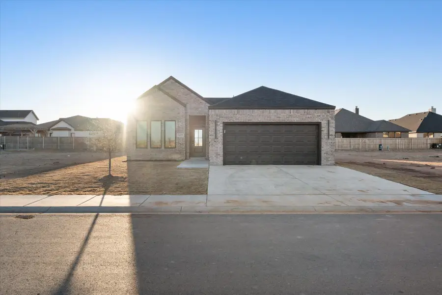 1415 Farmhouse Avenue, Wolfforth, TX 79382 - #2