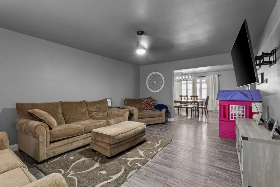 109 Mike Street, Levelland, TX 79336 - #3