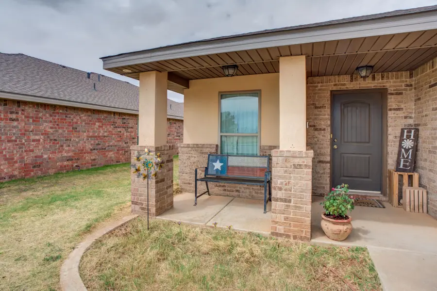 10028 Urbana Avenue, Lubbock, TX 79424 - #3