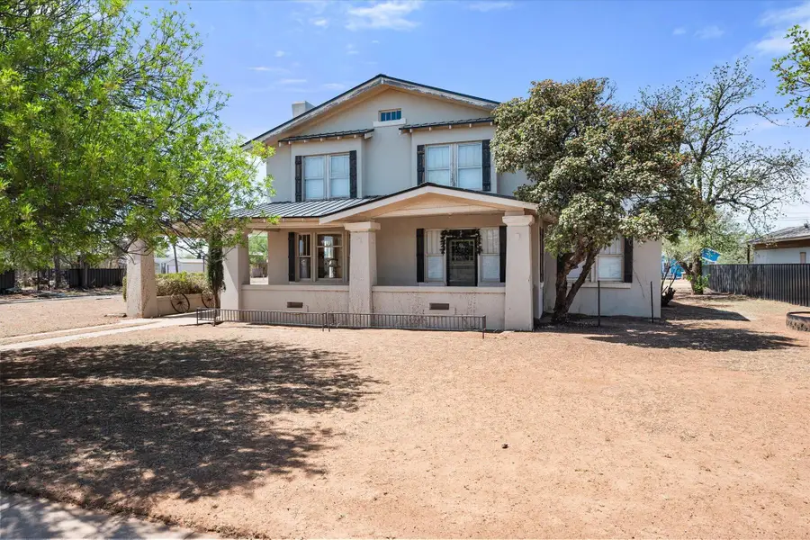 2001 N Main Street, Tahoka, TX 79373 - #2