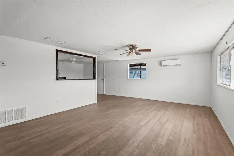 1725 10th Street, Levelland, TX 79336 - #2