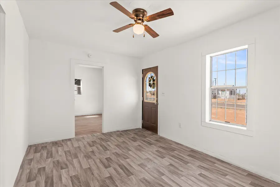 1848 8th Street, Levelland, TX 79336 - #2