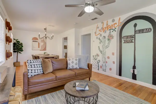 2704 32nd Street, Lubbock, TX 79410