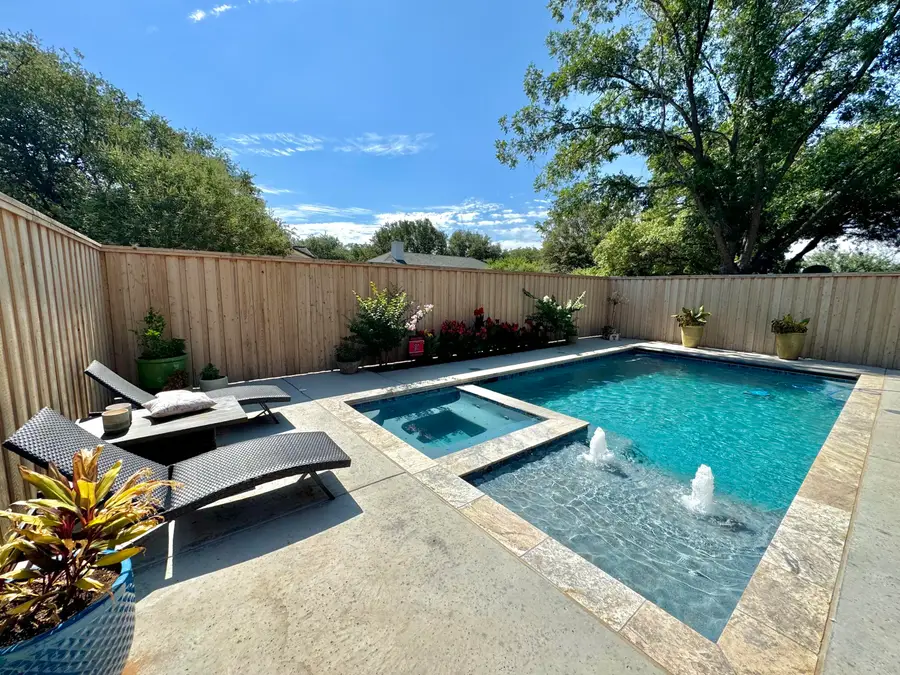 9607 Vicksburg Avenue, Lubbock, TX 79424 - #2