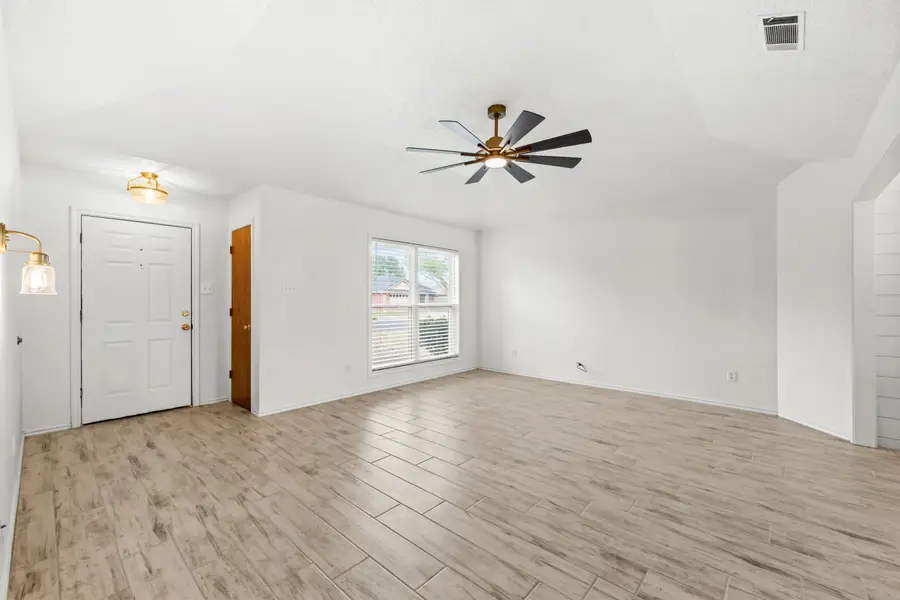 5731 95th Street, Lubbock, TX 79424 - #3