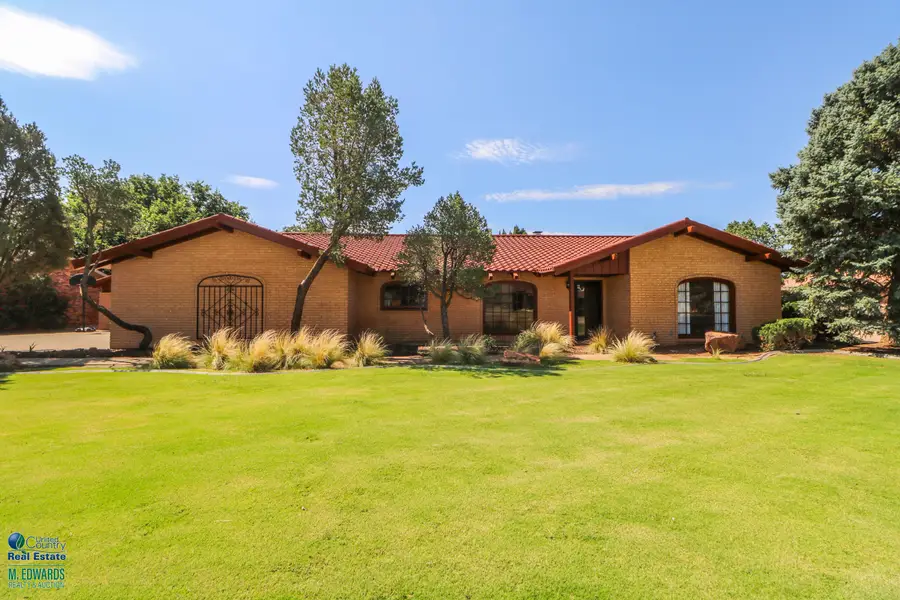 214 E 26th Street, Littlefield, TX 79339 - #2