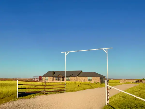 16924 N County Road 1200, Shallowater, TX 79363
