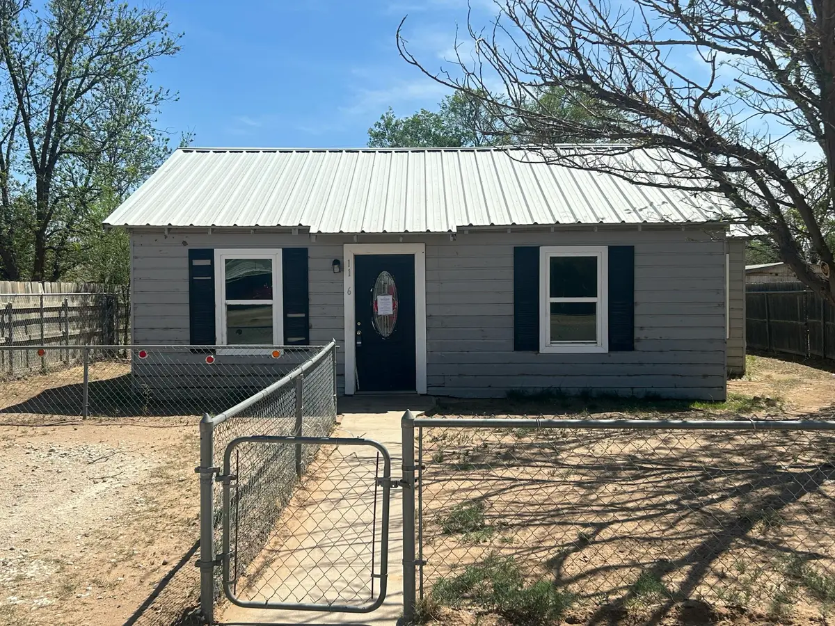 1106 10th Street, Levelland, TX 79336 - #1