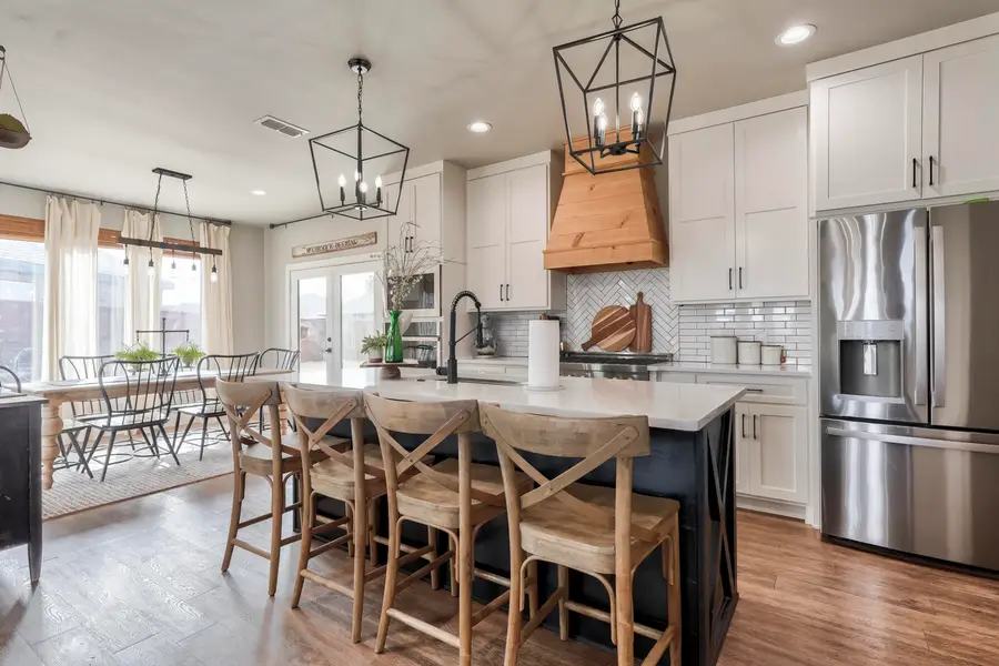 823 N 6th Circle, Wolfforth, TX 79382 - #3