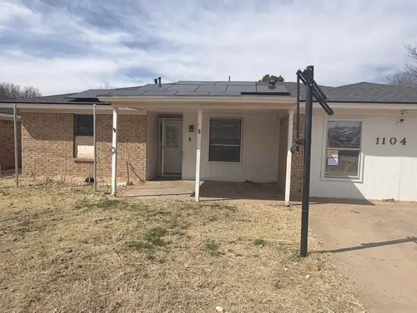 1104 Huron Avenue, Lubbock, TX 79416