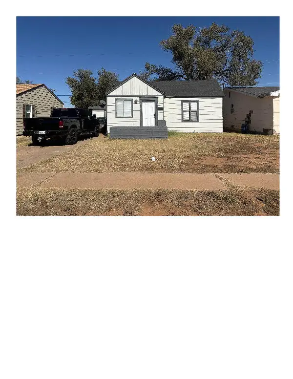 219 Cypress Street, Levelland, TX 79336