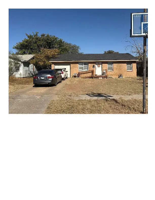 223 Cypress Street, Levelland, TX 79336 - #2