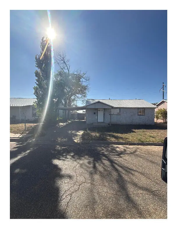 212 Maple Street, Levelland, TX 79336 - #1