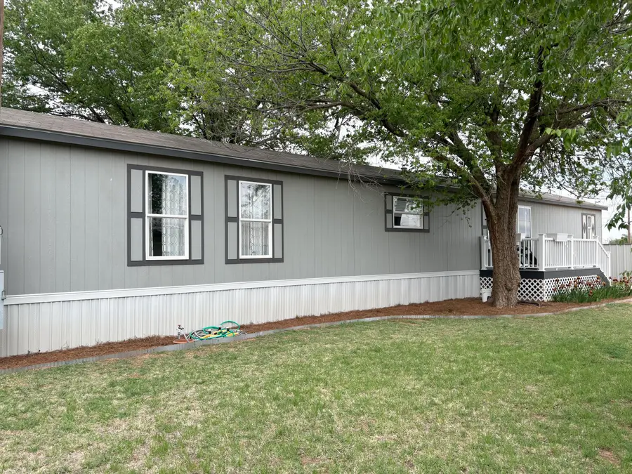 105 N Jill Street, Brownfield, TX 79316 - #3