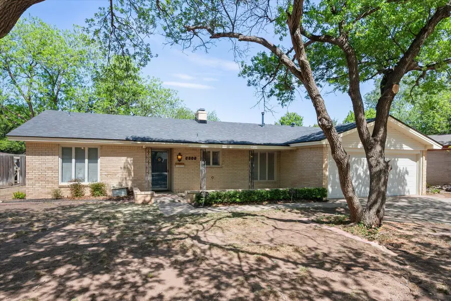 6806 Norfolk Avenue, Lubbock, TX 79413 - #2