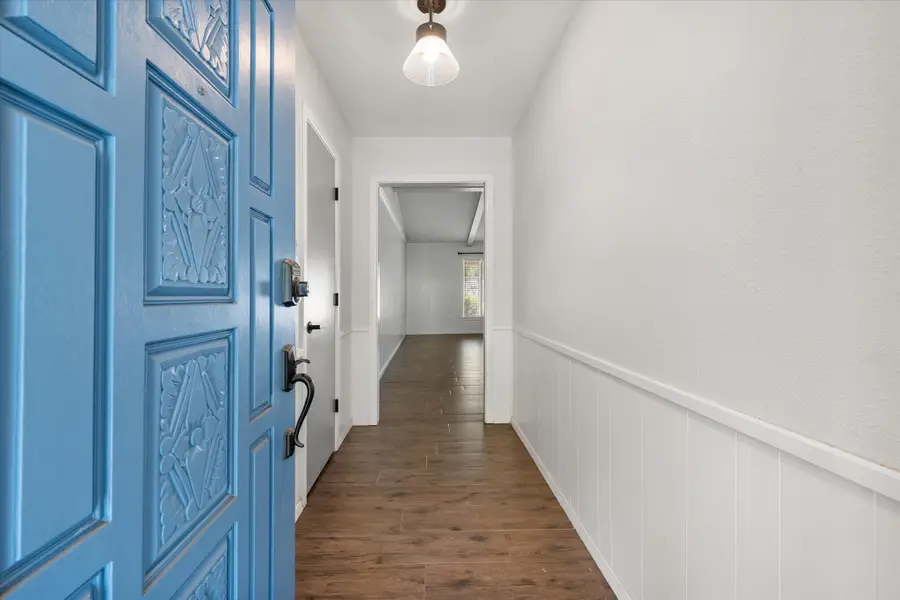 6806 Norfolk Avenue, Lubbock, TX 79413 - #3