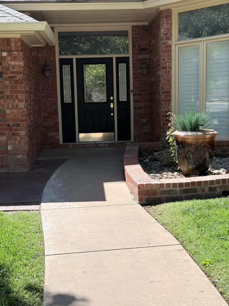 9808 Vicksburg Avenue, Lubbock, TX 79424 - #3